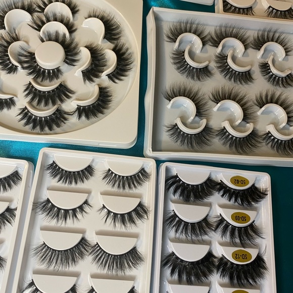 45 pairs of luxury lashes - Picture 5 of 6